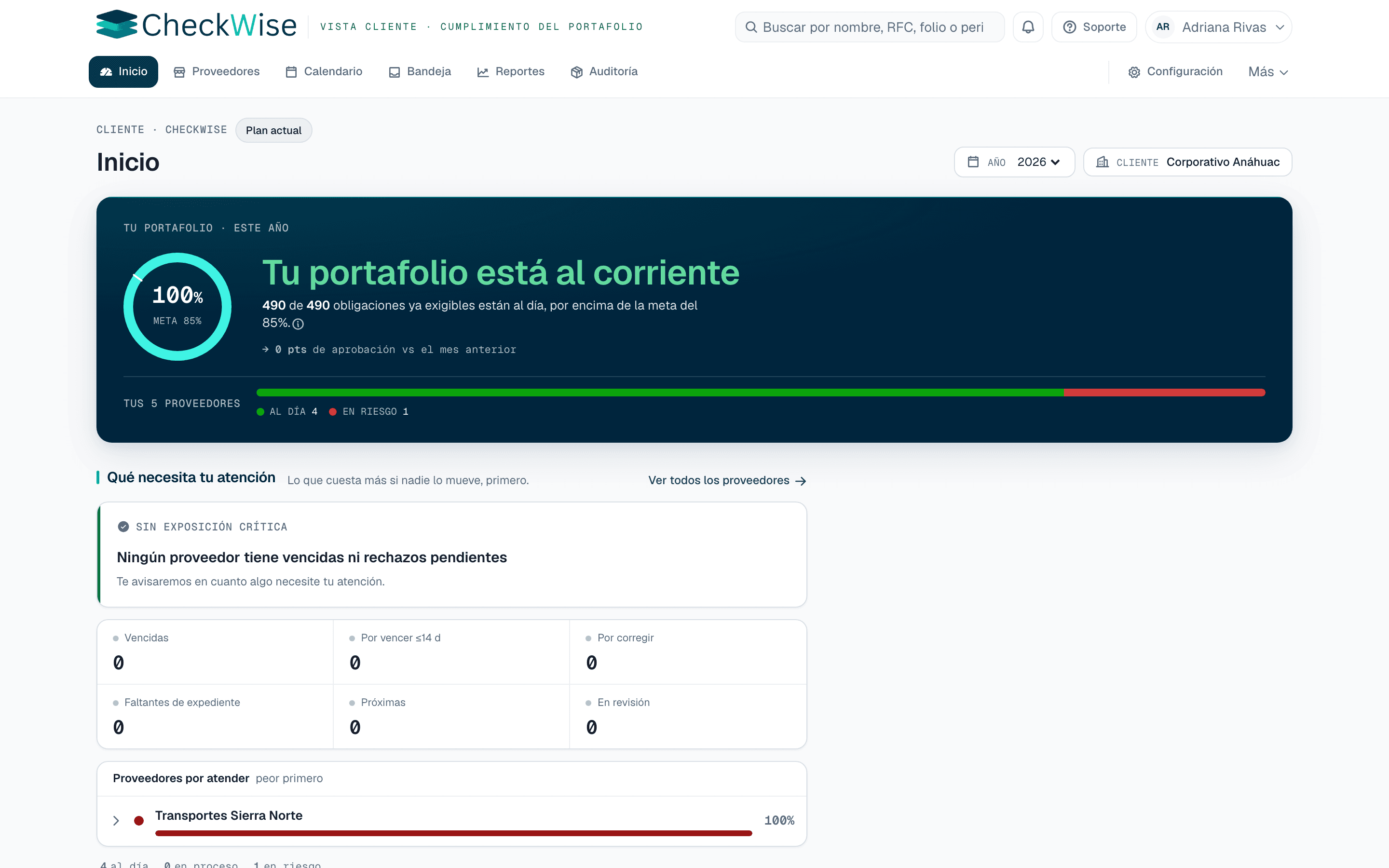Resumen del cliente en CheckWise: obligaciones al día, exposición del portafolio y los proveedores que requieren atención.
